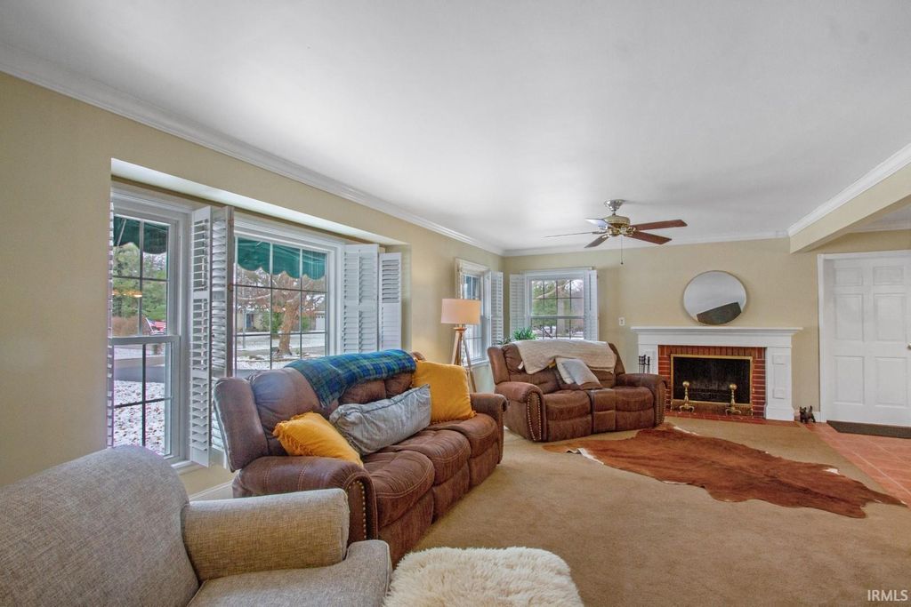 Photo of 1200 S Burkhardt Road, Evansville, IN 47715 (MLS # 202548213)