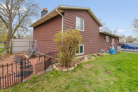 Tiny photo for 19595 Johnson Road, South Bend, IN 46614 (MLS # 202612670)