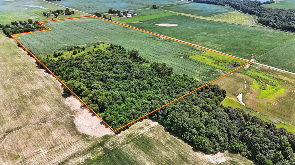 Photo of S 200 W, Columbia City, IN 46725 (MLS # 202633513)