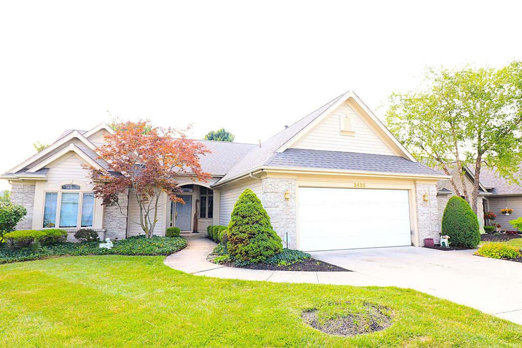 Photo of 2426 Cheverly Lane, Fort Wayne, IN 46804 (MLS # 202633989)