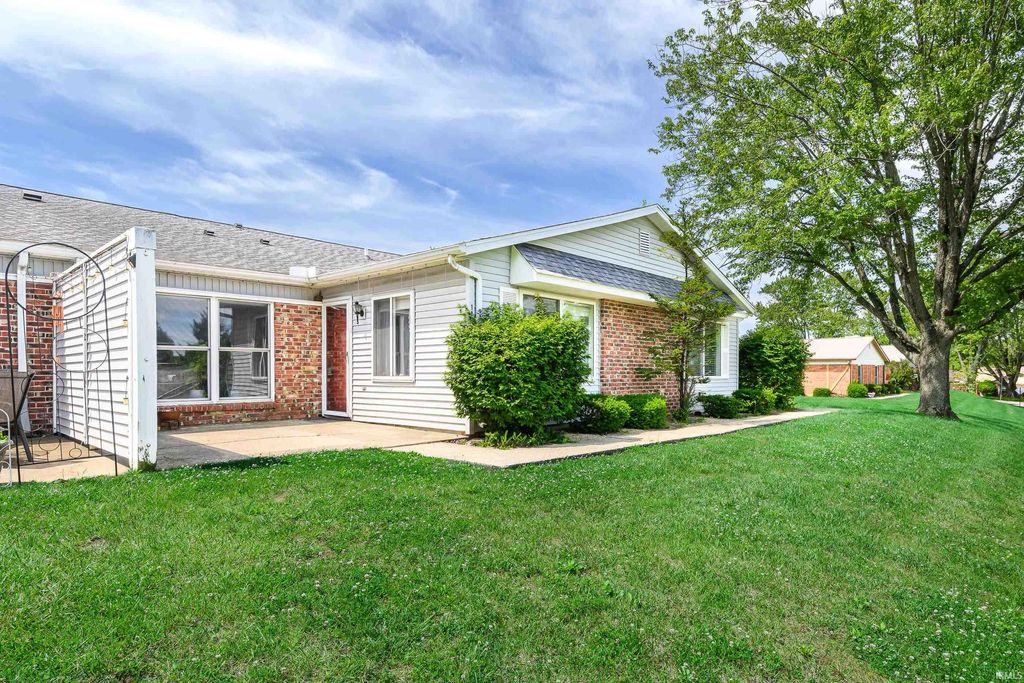 Photo of 1130 E Carnaby Street, Bloomington, IN 47401 (MLS # 202620686)