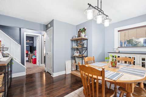 Tiny photo for 404 N Main Street, Syracuse, IN 46567 (MLS # 202630108)