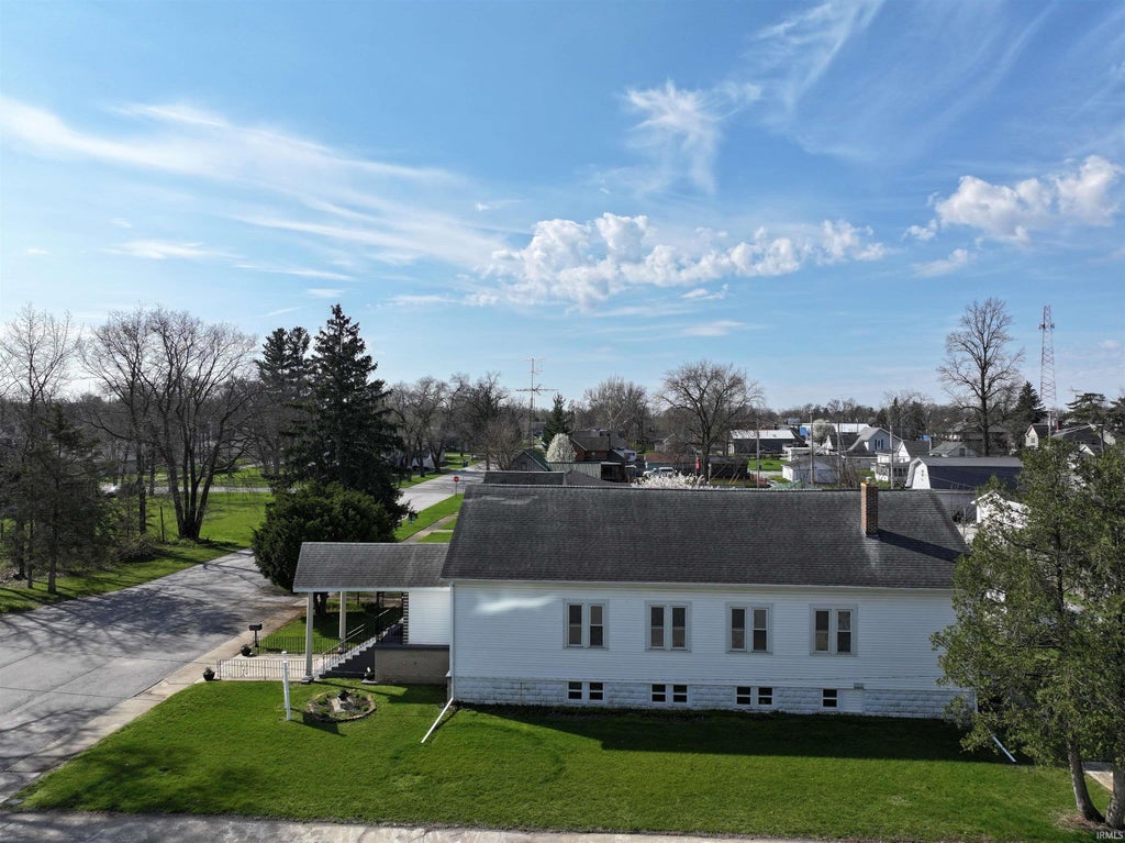 Photo of 207 N Prettyman Street, Knox, IN 46534 (MLS # 202632840)