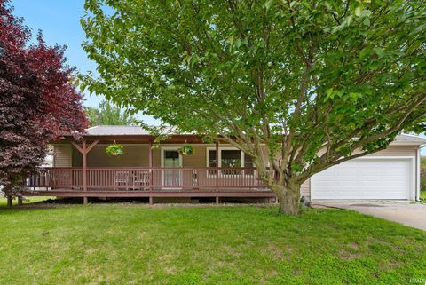 Photo of 6717 Beaty Avenue, Fort Wayne, IN 46809 (MLS # 202618696)
