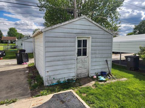 Tiny photo for 2706 Charlotte Avenue, Fort Wayne, IN 46805 (MLS # 202608124)