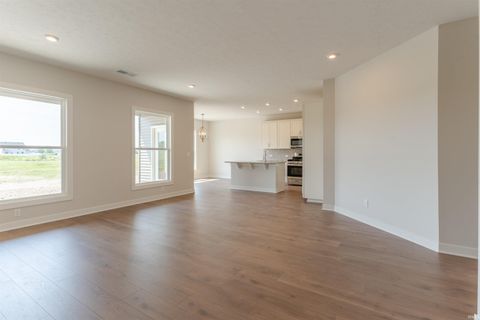 Tiny photo for 3163 Goswell Drive, Newburgh, IN 47630 (MLS # 202618882)