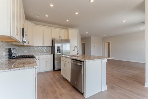 Tiny photo for 3163 Goswell Drive, Newburgh, IN 47630 (MLS # 202618882)