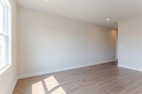 Tiny photo for 3163 Goswell Drive, Newburgh, IN 47630 (MLS # 202618882)