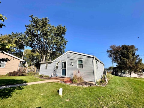 Tiny photo for 11446 W South Park Road, Kewanna, IN 46939 (MLS # 202641898)