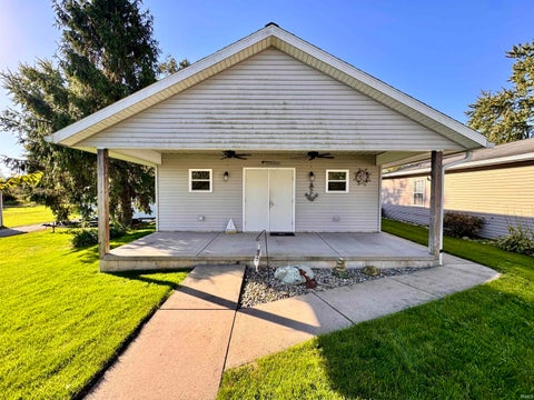 Tiny photo for 11446 W South Park Road, Kewanna, IN 46939 (MLS # 202641898)