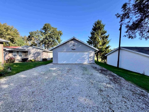 Tiny photo for 11446 W South Park Road, Kewanna, IN 46939 (MLS # 202641898)
