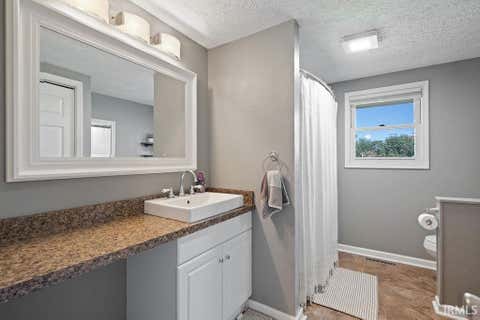 Tiny photo for 4600 Pumpkin Leaf Drive, Kokomo, IN 46902 (MLS # 202625083)