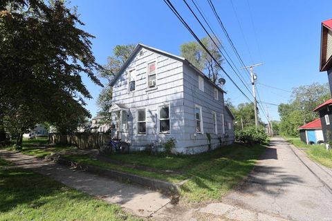 517 S Ninth Street, Elkhart, IN 46516 - #: 202518051