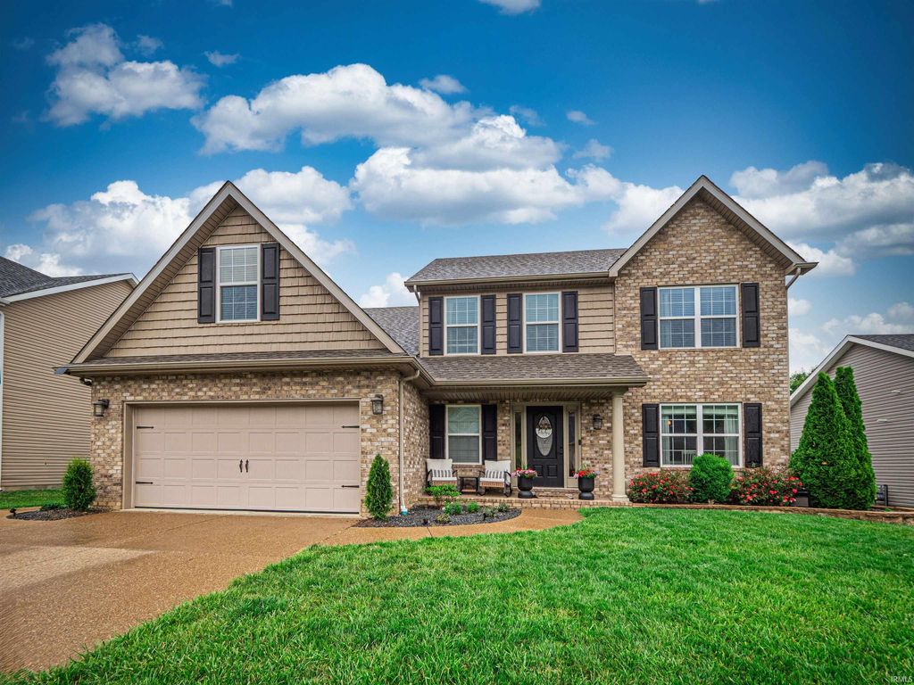 Photo of 1635 Hills Drive, Evansville, IN 47720 (MLS # 202616782)