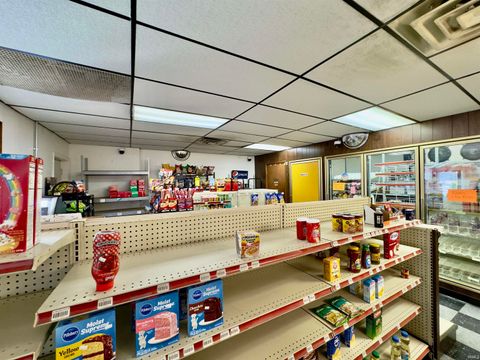 Tiny photo for 100 W Broadway Street, Bunker Hill, IN 46914 (MLS # 202606744)