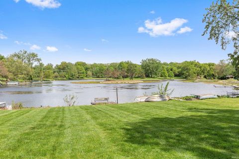 Tiny photo for 1223 Brandywine Road, Crown Point, IN 46307 (MLS # 202619921)