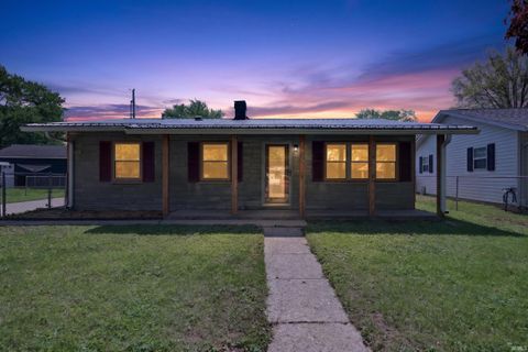 Photo of 1025 DANBURY Drive, Kokomo, IN 46901 (MLS # 202614682)