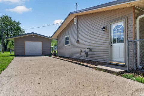 Tiny photo for 1025 DANBURY Drive, Kokomo, IN 46901 (MLS # 202614682)