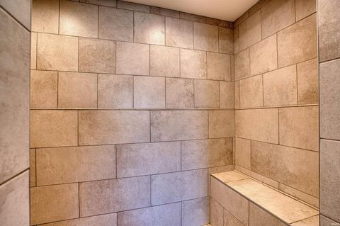 Tiny photo for 1330 Helen Court, Boonville, IN 47601 (MLS # 202622760)