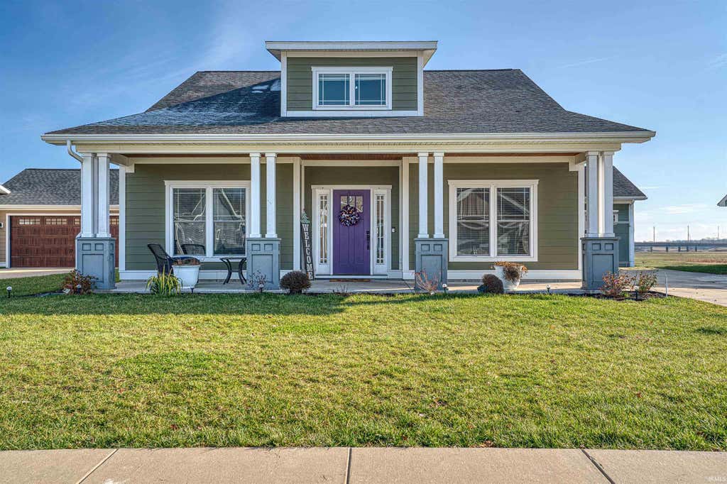 Photo of 1330 Helen Court, Boonville, IN 47601 (MLS # 202622760)