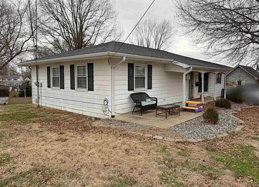 Photo of 408 S Kentucky Avenue, Loogootee, IN 47553 (MLS # 202549636)