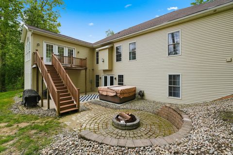 Tiny photo for 284 S Cross Creek Way Way, Columbia City, IN 46725 (MLS # 202618646)