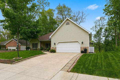 Tiny photo for 284 S Cross Creek Way Way, Columbia City, IN 46725 (MLS # 202618646)