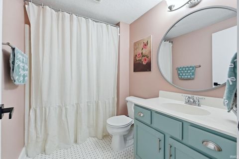 Tiny photo for 284 S Cross Creek Way Way, Columbia City, IN 46725 (MLS # 202618646)