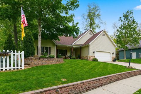 Tiny photo for 284 S Cross Creek Way Way, Columbia City, IN 46725 (MLS # 202618646)