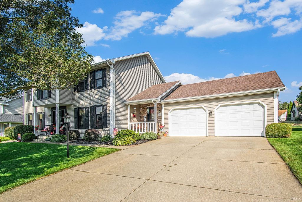 Photo of 53233 Chelle Lane, Granger, IN 46530 (MLS # 202538037)