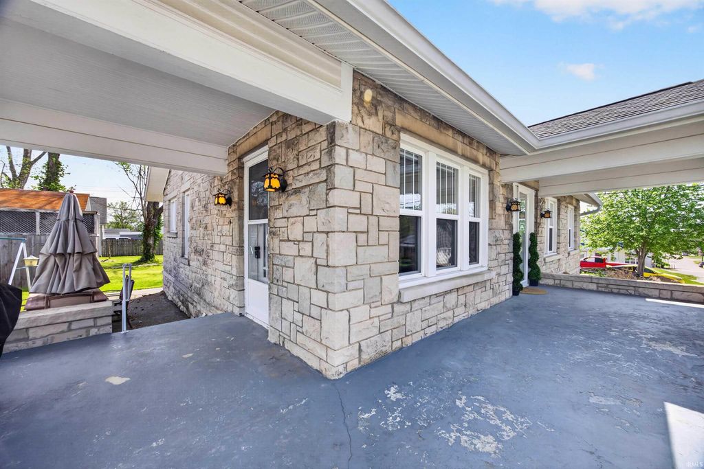 Photo of 1208 T Street, Bedford, IN 47421 (MLS # 202613133)