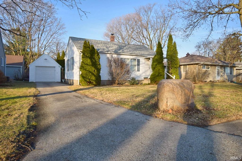 Photo of 503 E 8th Street, Fowler, IN 47944 (MLS # 202600511)