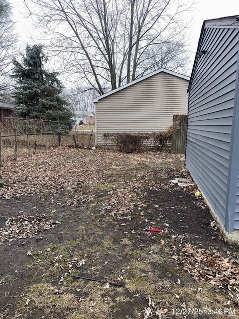 Tiny photo for 1009 E Spraker Street, Kokomo, IN 46901 (MLS # 202549793)