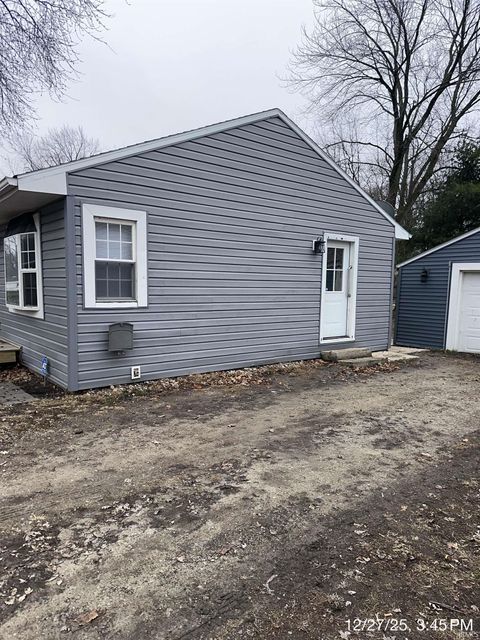 Tiny photo for 1009 E Spraker Street, Kokomo, IN 46901 (MLS # 202549793)