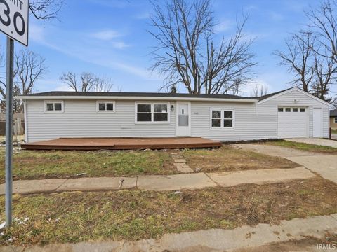 Tiny photo for 3508 E Wysor Street, Muncie, IN 47303 (MLS # 202609010)