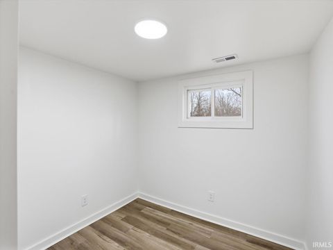 Tiny photo for 3508 E Wysor Street, Muncie, IN 47303 (MLS # 202609010)