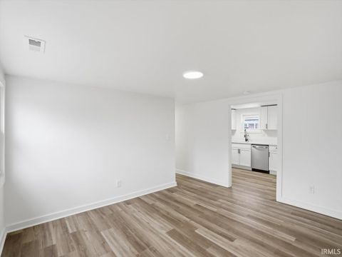 Tiny photo for 3508 E Wysor Street, Muncie, IN 47303 (MLS # 202609010)