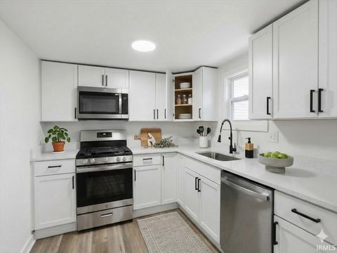Tiny photo for 3508 E Wysor Street, Muncie, IN 47303 (MLS # 202609010)