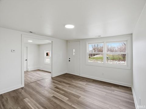 Tiny photo for 3508 E Wysor Street, Muncie, IN 47303 (MLS # 202609010)