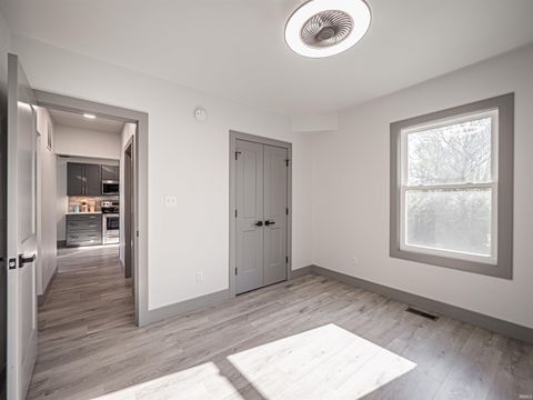 Tiny photo for 2615 Buchanan Road, Evansville, IN 47720 (MLS # 202612146)