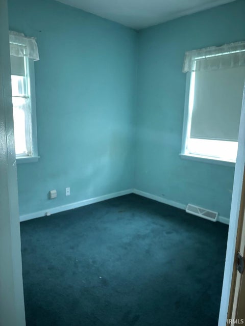 Tiny photo for 163 Superior Boulevard, Elkhart, IN 46516 (MLS # 202625511)