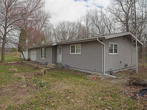 Tiny photo for 1770 S 275 E, Fremont, IN 46737 (MLS # 202612521)