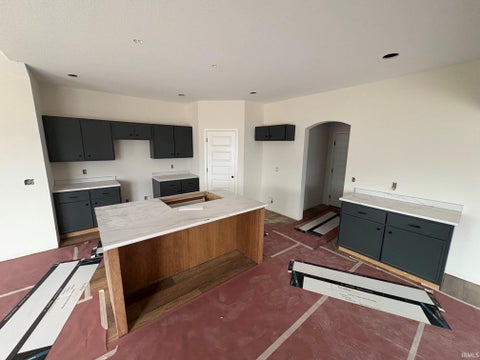 Tiny photo for 1563 Farm View Court, Huntertown, IN 46748 (MLS # 202638846)