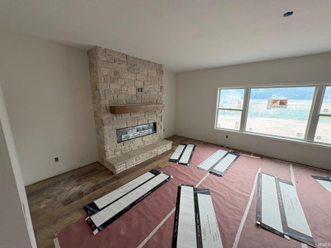 Tiny photo for 1563 Farm View Court, Huntertown, IN 46748 (MLS # 202638846)