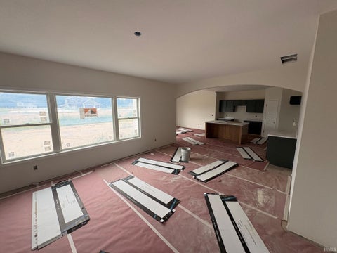 Tiny photo for 1563 Farm View Court, Huntertown, IN 46748 (MLS # 202638846)