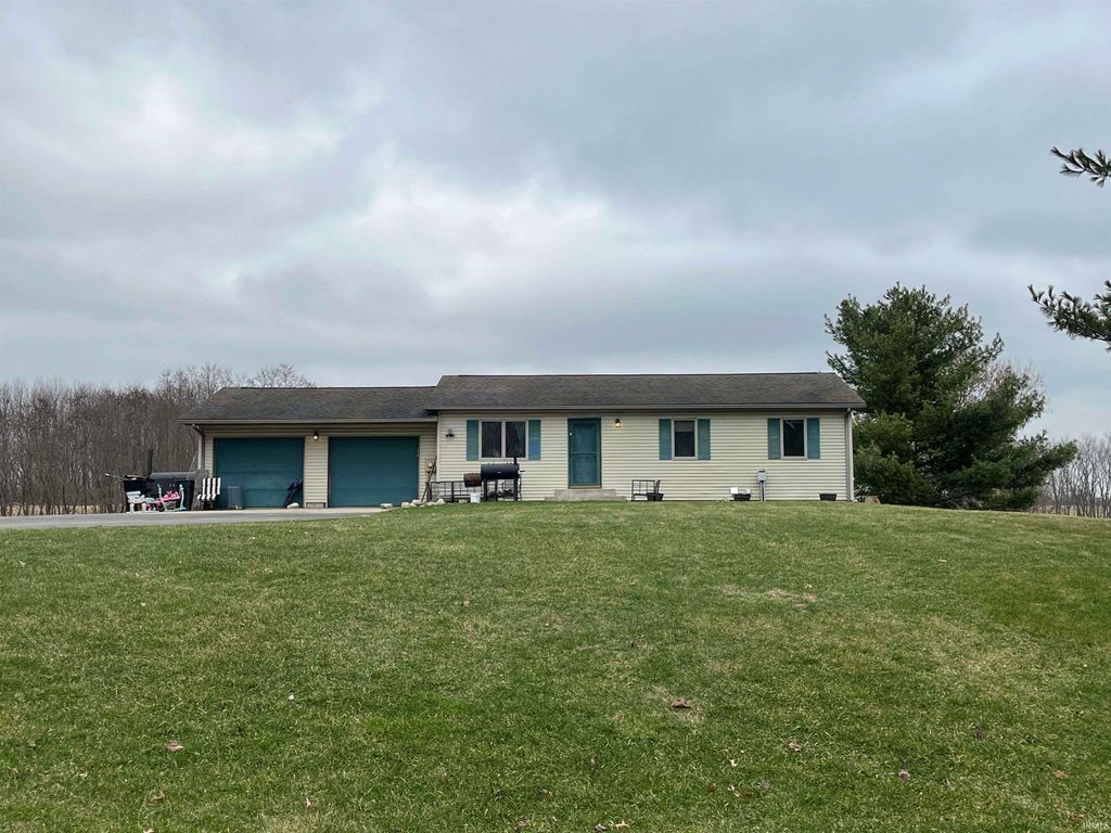 Photo of 1200 N 290 W, Angola, IN 46703 (MLS # 202608183)