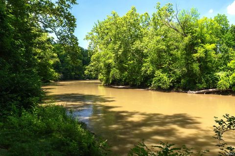 Tiny photo for 818 Emerald Drive, Lafayette, IN 47905 (MLS # 202603645)