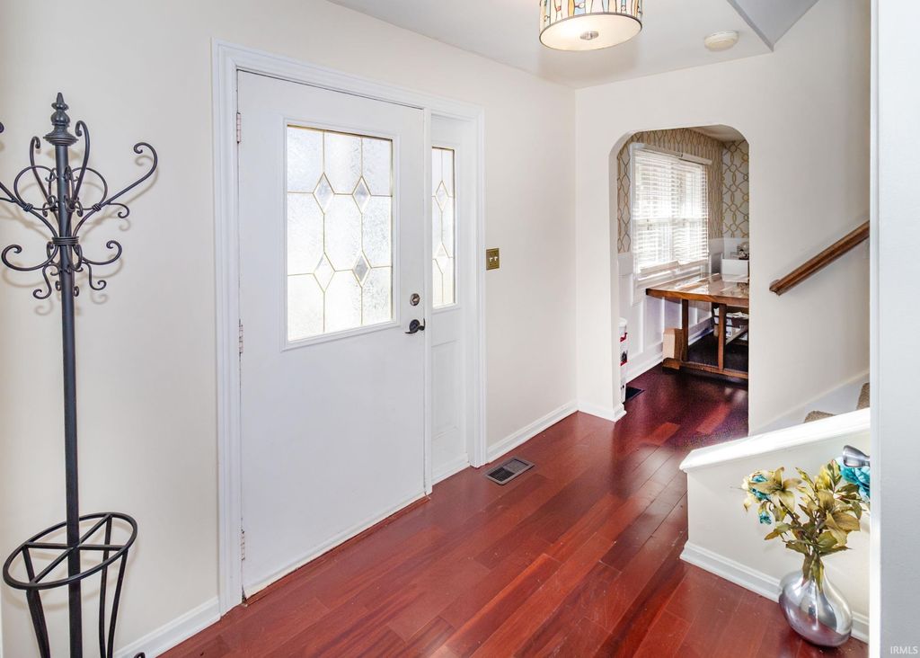 Photo of 8188 Sycamore Drive, Newburgh, IN 47630 (MLS # 202549343)