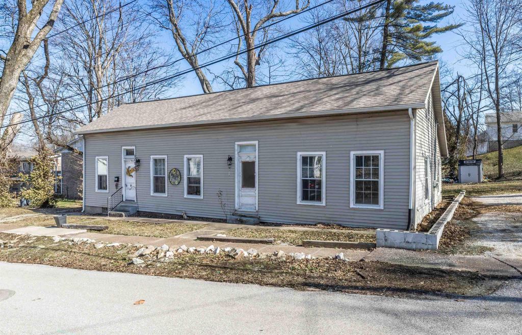 Photo of 209 Sycamore Street, Newburgh, IN 47630 (MLS # 202604691)