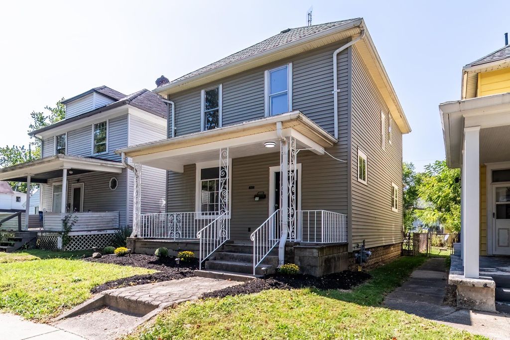 Photo of 1511 Oakland Street, Fort Wayne, IN 46808 (MLS # 202603462)